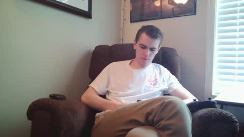 Snapshot of finnabun33 chatting on October 7, 7:00 pm Jake I am Bicurious online show from October 7, 7:00 pm