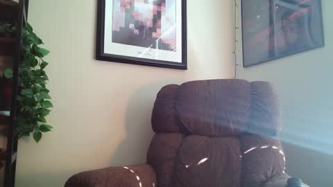 Snapshot of finnabun33 chatting on October 23, 4:28 pm Jake I am Bicurious online show from October 23, 4:28 pm