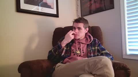 Snapshot of finnabun33 chatting on October 28, 7:27 pm Jake I am Bicurious online show from October 28, 7:27 pm