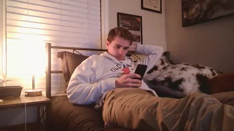 Snapshot of finnabun33 chatting on November 15, 12:30 am Jake I am Bicurious online show from November 15, 12:30 am