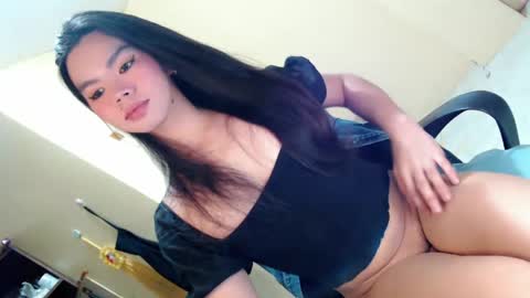 Snapshot of fionie_xxx chatting on April 29, 3:10 am FIONA online show from April 29, 3:10 am
