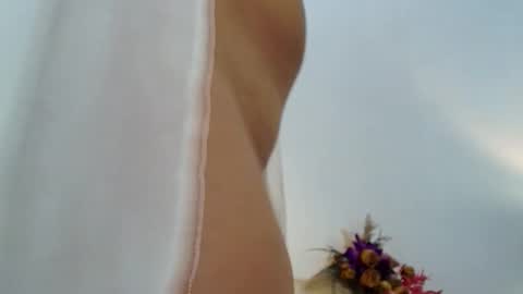 Snapshot of fionna_milf chatting on September 18, 4:14 am Fionna online show from September 18, 4:14 am