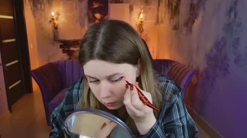 fiora online show from February 2, 8:24 am