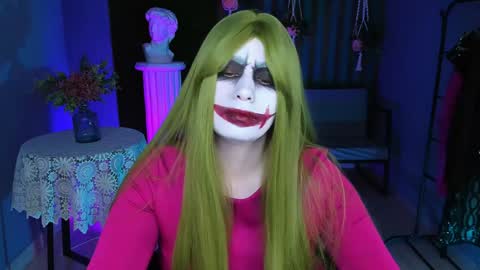 fiora online show from February 8, 11:44 am