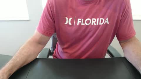 USAUSA online show from April 15, 3:19 pm