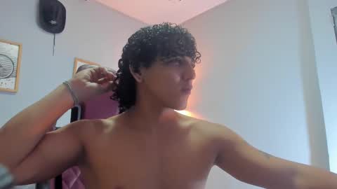 Snapshot of fire_boy69 chatting on September 14, 11:37 pm fire_boy69 online show from September 14, 11:37 pm