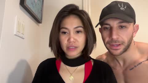 Snapshot of fireanddesire27 chatting on February 1, 8:37 pm FireAndDesire27 online show from February 1, 8:37 pm