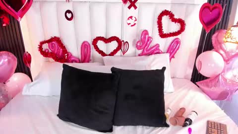 Snapshot of firedollx chatting on February 14, 4:53 am Firedoll online show from February 14, 4:53 am