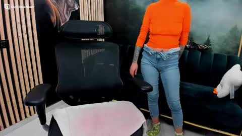 Snapshot of fireflowers_ chatting on November 26, 10:00 pm Kallisy online show from November 26, 10:00 pm