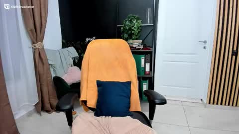 Kallisy online show from February 3, 10:15 pm