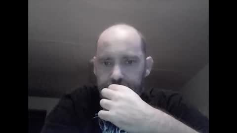 Snapshot of fireprince1977 chatting on November 10, 11:37 pm Brad online show from November 10, 11:37 pm