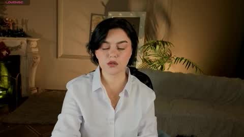 Snapshot of fisher_sofia chatting on December 15, 7:12 am SOFIA online show from December 15, 7:12 am