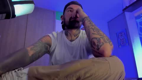 fisherrman666 online show from October 31, 3:57 pm