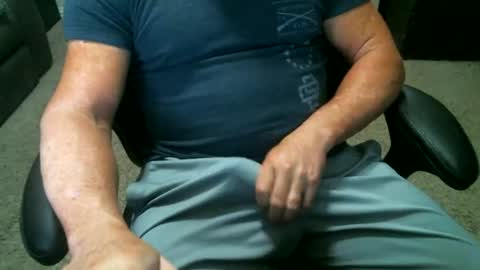 Snapshot of fitguy40 chatting on September 9, 3:39 am fitguy40 online show from September 9, 3:39 am