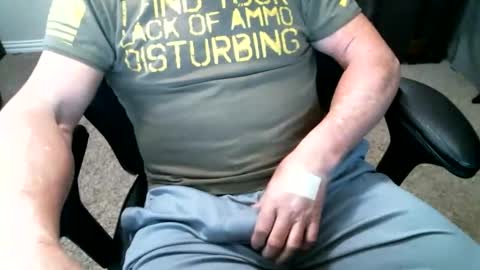 fitguy40 online show from February 2, 9:13 pm