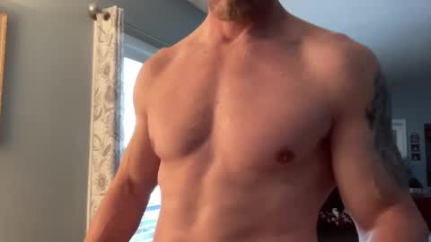 Snapshot of fitlance chatting on December 23, 6:16 pm Lance Remington online show from December 23, 6:16 pm