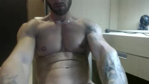 Snapshot of fitness1989 chatting on November 16, 11:16 am fitness1989 online show from November 16, 11:16 am