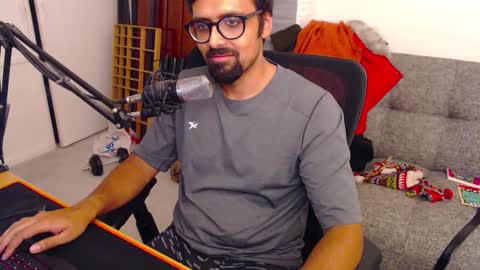 fizz6572 online show from October 18, 7:14 pm