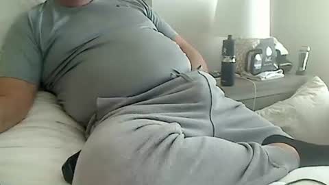 fjcs73 online show from February 25, 5:22 pm