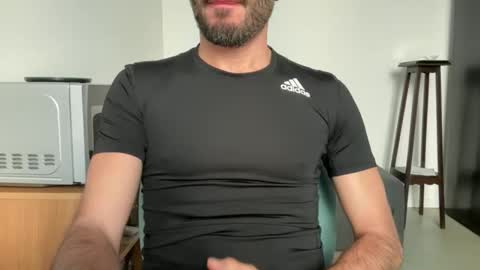 Fla is short for Flavio online show from October 26, 12:44 pm