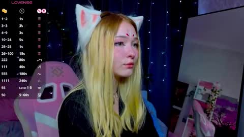 Sophie online show from September 15, 4:01 am