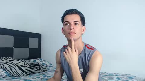 Steven and Daniel online show from December 21, 2:08 am