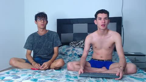 Steven and Daniel online show from March 25, 1:11 am