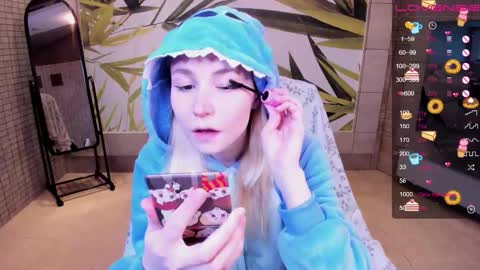 FlexiMona online show from January 18, 10:08 am