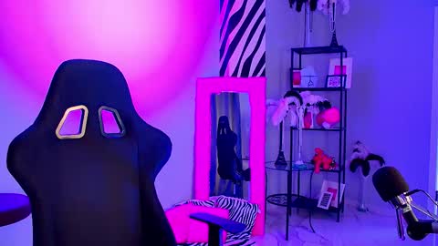 Flexyfoxy online show from March 1, 6:32 pm