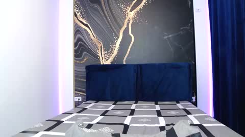 Snapshot of flirtdeea chatting on March 8, 2:23 am flirtdeea online show from March 8, 2:23 am