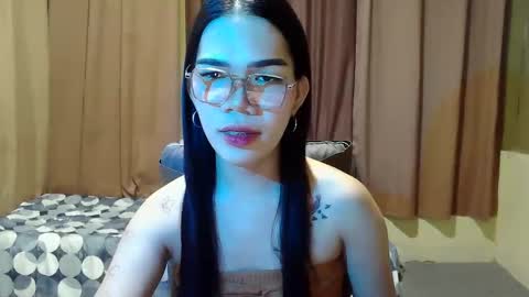 Kendall online show from November 27, 12:56 am