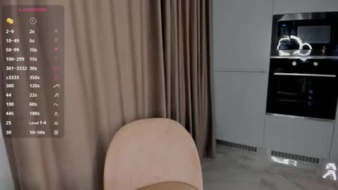 Emely  online show from October 6, 4:32 am