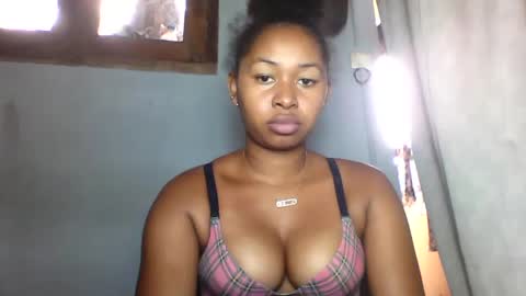 florencia011 online show from February 23, 8:06 am