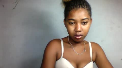 florencia011 online show from March 12, 8:19 am