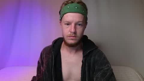 Snapshot of flower_haze chatting on September 10, 2:11 am Alexander online show from September 10, 2:11 am