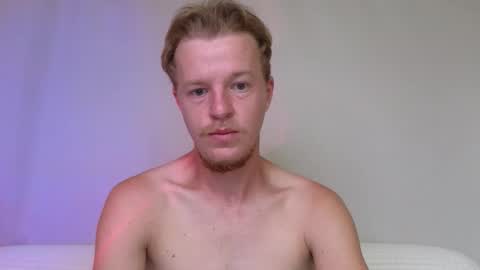 Snapshot of flower_haze chatting on September 25, 6:28 am Alexander online show from September 25, 6:28 am