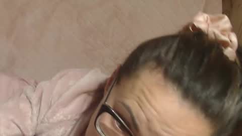 Snapshot of flowercandydoll chatting on November 27, 9:00 am say meow and send tip online show from November 27, 9:00 am