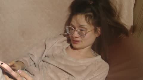 say meow and send tip  online show from March 11, 7:31 pm