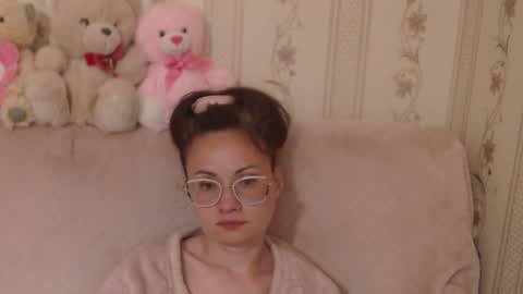 Snapshot of flowercandydoll chatting on May 4, 5:20 pm say meow and send tip online show from May 4, 5:20 pm