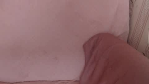Snapshot of flowercandydoll chatting on May 7, 7:03 am say meow and send tip online show from May 7, 7:03 am