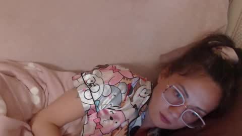 Snapshot of flowercandydoll chatting on May 7, 7:08 pm say meow and send tip online show from May 7, 7:08 pm