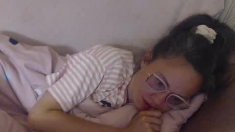 Snapshot of flowercandydoll chatting on May 23, 5:28 pm say meow and send tip online show from May 23, 5:28 pm