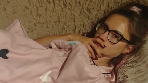 say meow and send tip  online show from September 13, 3:34 pm