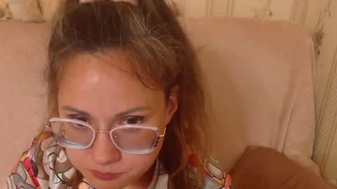 Snapshot of flowercandydoll13 chatting on May 24, 8:03 pm say meow and send tip online show from May 24, 8:03 pm