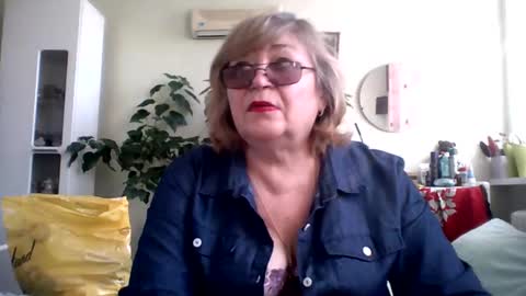 Flowerlower online show from March 7, 10:56 am