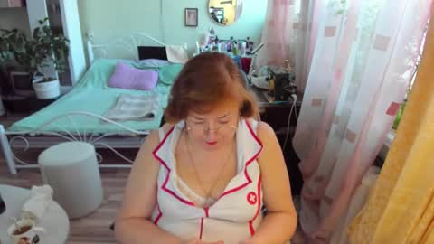 Flowerlower online show from February 13, 6:42 am