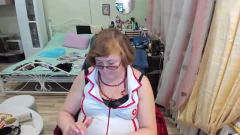 Flowerlower online show from March 2, 7:32 pm