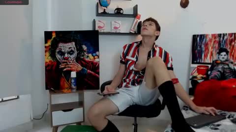 flowers109 online show from February 2, 9:02 pm