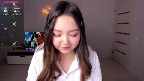 Snapshot of fluffy_rose chatting on September 28, 2:28 am Rose online show from September 28, 2:28 am