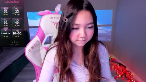 Snapshot of fluffy_rose chatting on November 6, 3:13 pm Rose online show from November 6, 3:13 pm